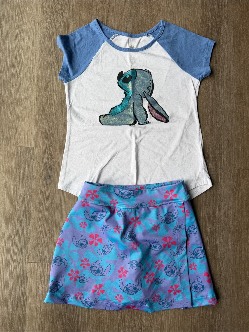 Stitch Graphic Raglan Tee & Floral Skirt Set - White & Blue